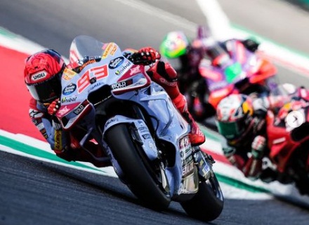 Musim MotoGP 2025 Ducati Mulai Bimbang Pilih Martin Atau Marc Marquez ...